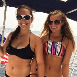 Meet your Posher, Mia